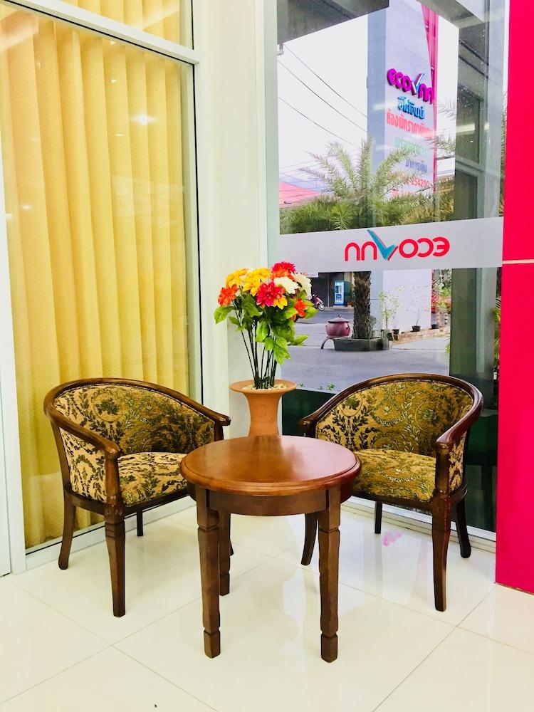 Eco Inn Lite Ubon Ratchathani Buitenkant foto