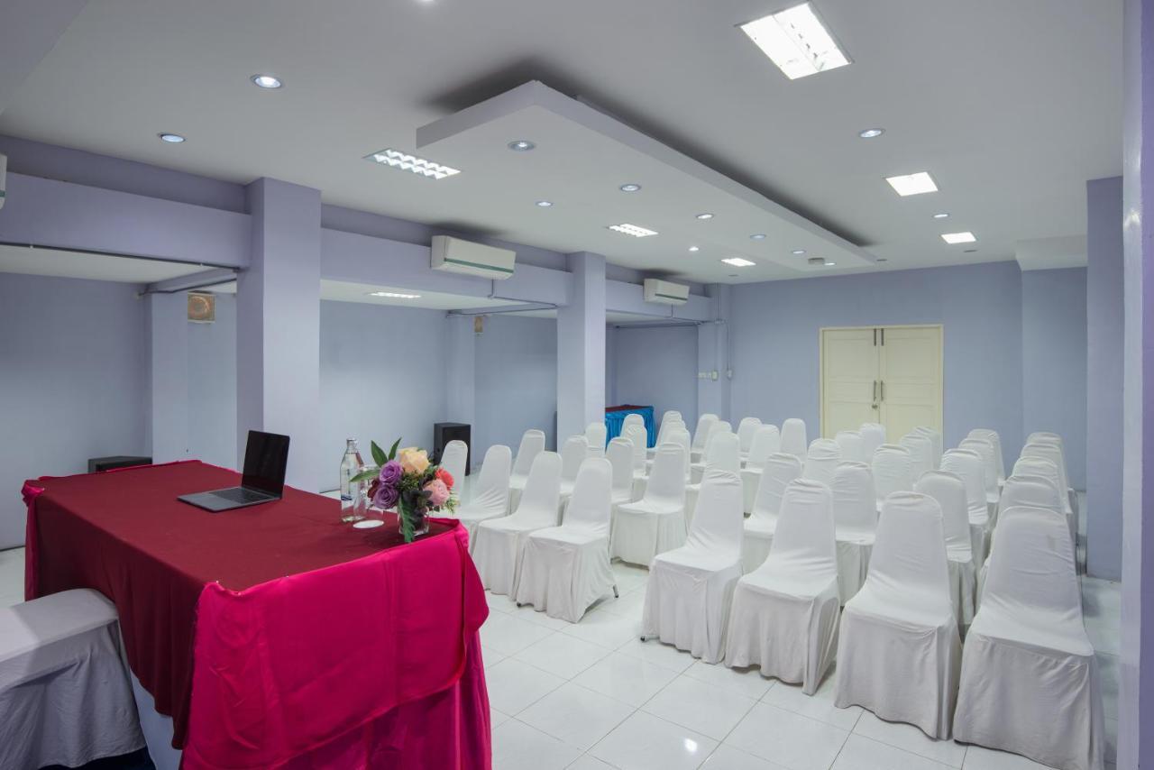 Eco Inn Lite Ubon Ratchathani Buitenkant foto